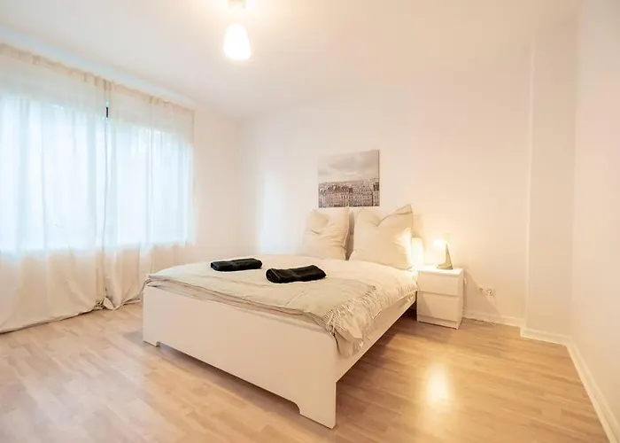 Апартаменты Exklusive 2-zimmer Neustadt 4 Pers. *